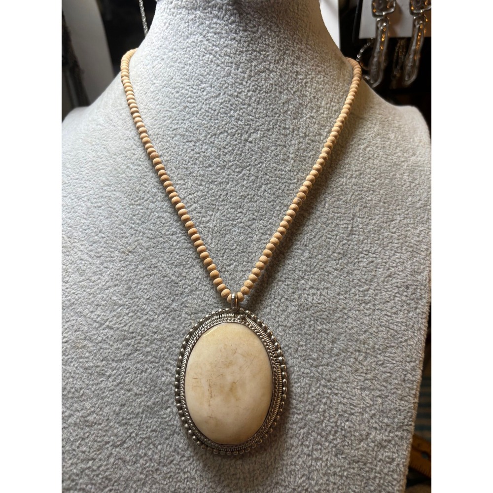 #42. Vintage Southwestern Beaded Rope & Large Oval Stone Pendant Necklace